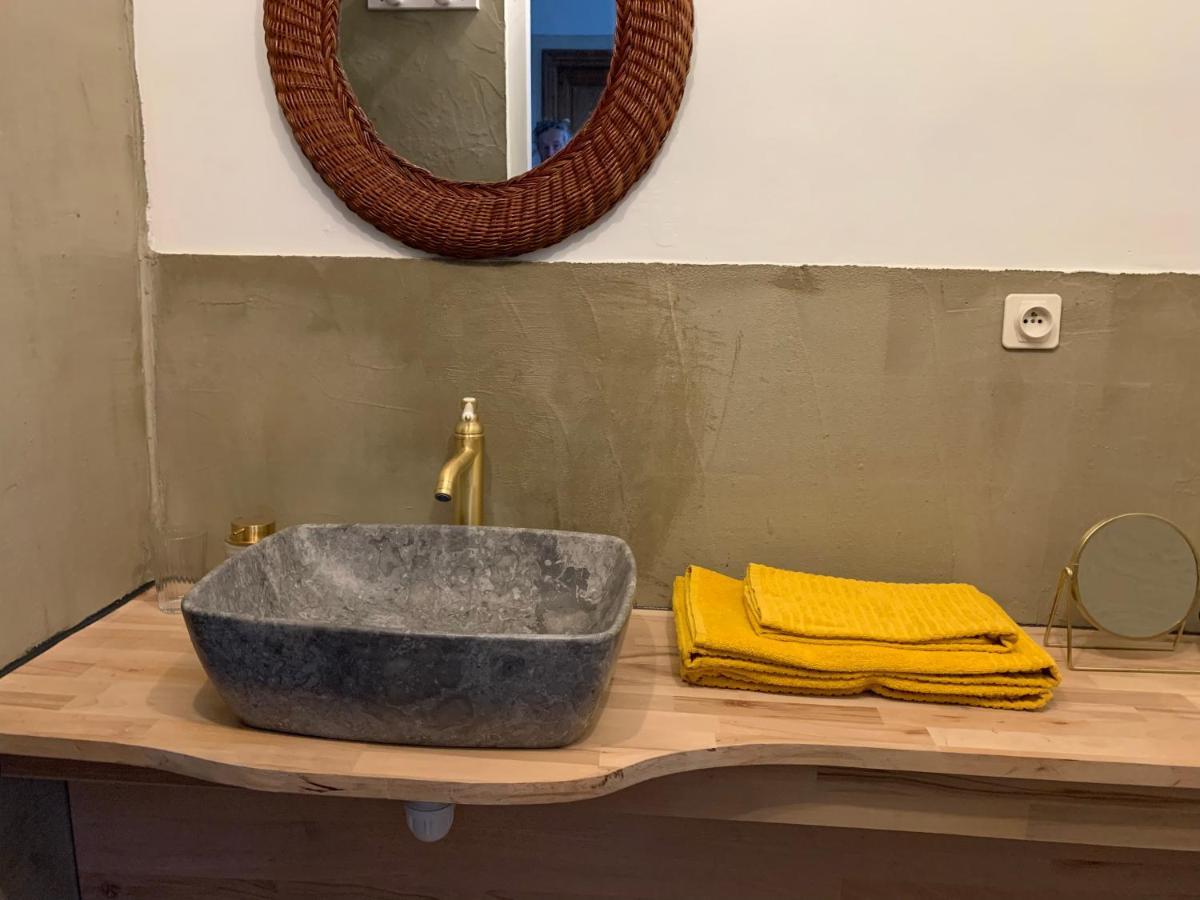 Chambres Et Table D'Hotes Au Brabo Mormoiron Exteriér fotografie