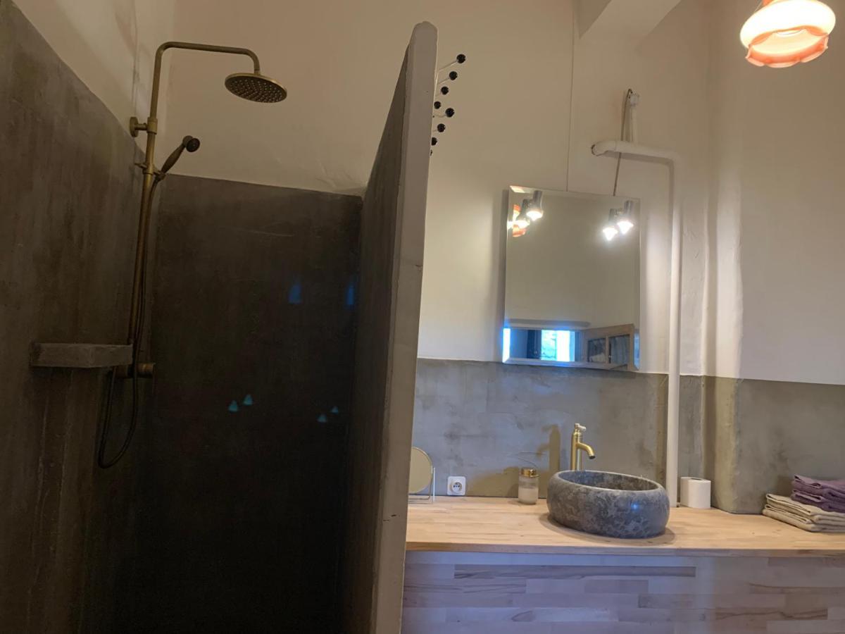 Chambres Et Table D'Hotes Au Brabo Mormoiron Exteriér fotografie