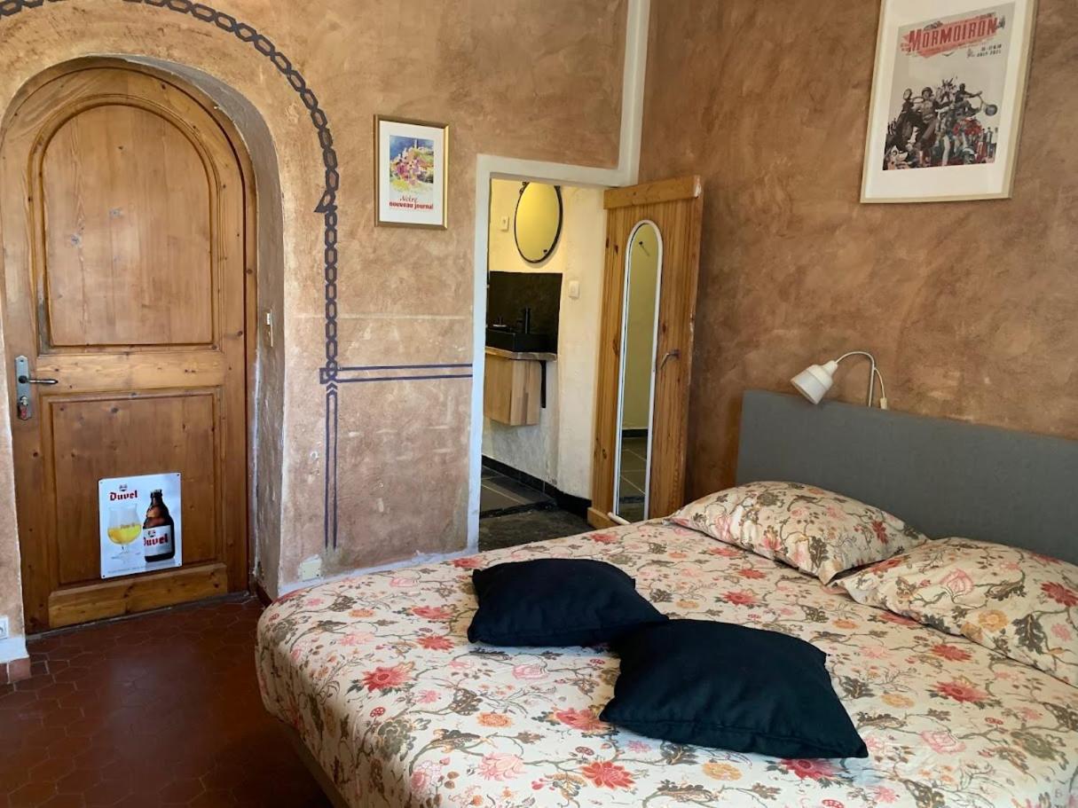 Chambres Et Table D'Hotes Au Brabo Mormoiron Exteriér fotografie